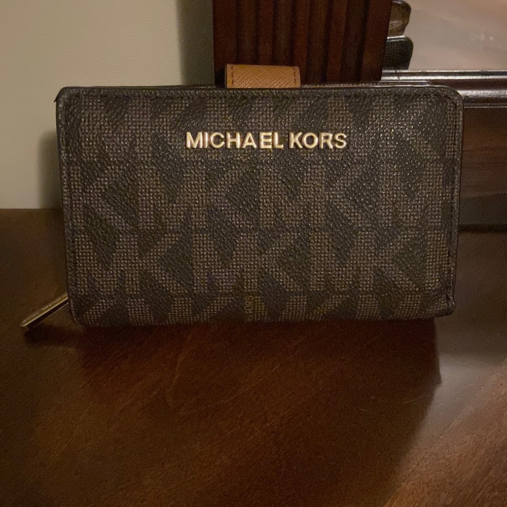 Michael Kors Small Wallet